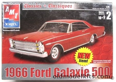 AMT 1/25 1966 Ford Galaxie 500 2 Door Hardtop, 31546 plastic model kit